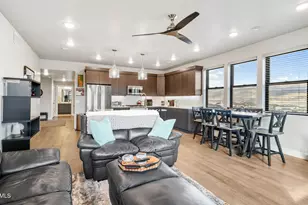 1145 W Helling Cir, Heber City, UT 84032 - Photo 2