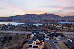 6372 E 950, Huntsville, UT 84317 - Photo 58