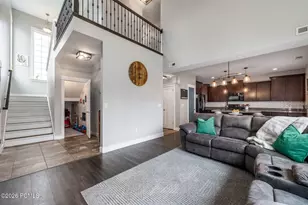 1879 W Trail Heights Dr, Riverton, UT 84065 - Photo 8