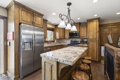 781 W 3000 South, Daniel, UT 84032 - Photo 8