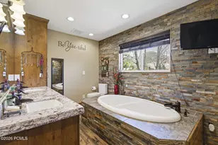 781 W 3000 S, Daniel, UT 84032 - Photo 12