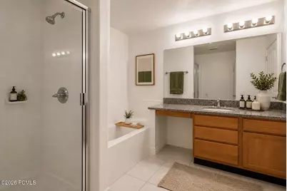 3075 E Kennedy Dr Drive #210, Salt Lake City, UT 84108 - Photo 6