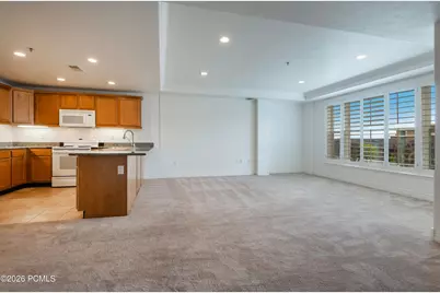 3075 E Kennedy Dr Drive #210, Salt Lake City, UT 84108 - Photo 8