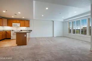 3075 E Kennedy Dr Dr, Salt Lake City, UT 84108 - Photo 8