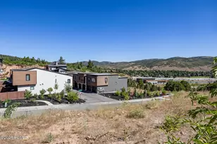 4033 W Discovery Wy, Park City, UT 84098 - Photo 24