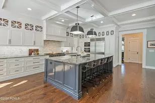 5543 Walker Woods Ln, Holladay, UT 84117 - Photo 12