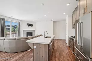 3041 W Cedar Dr, Park City, UT 84098 - Photo 8