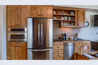 1456 Newpark Boulevard #213, Park City, UT 84098 - Photo 4