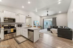 1128 S 820 E, Heber City, UT 84032 - Photo 8