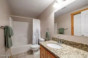 2725 E 3500, Eden, UT 84310 - Photo 20