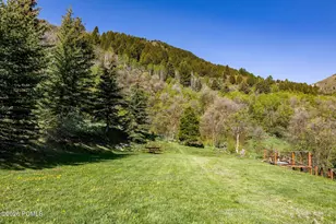 2725 E 3500, Eden, UT 84310 - Photo 52