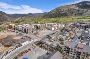 3827 Blackstone Dr, Park City, UT 84098 - Photo 34