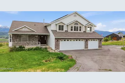 8927 E Pineview Drive, Huntsville, UT 84317 - Photo 2