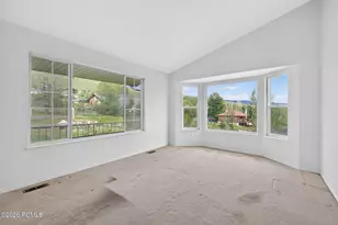8927 E Pineview Dr, Huntsville, UT 84317 - Photo 6