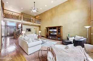 1247 W Alta Creek Cir, South Jordan, UT 84095 - Photo 10