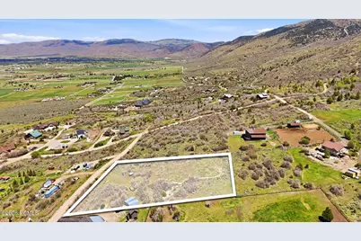 1922 Angels Landing, Kamas, UT 84036 - Photo 2