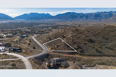 2083 E Upper Lookout Knoll Circle, Heber City, UT 84032 - Photo 4
