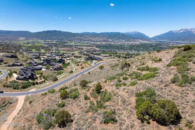 2083 E Upper Lookout Knoll Circle, Heber City, UT 84032 - Photo 4