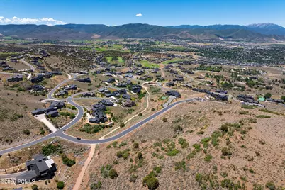 2083 E Upper Lookout Knoll Circle, Heber City, UT 84032 - Photo 18