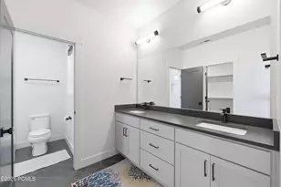 519 Ascent Dr, Hideout, UT 84036 - Photo 22