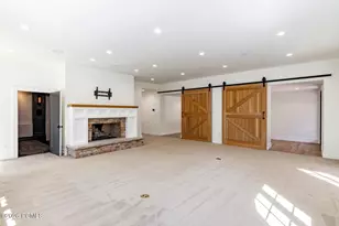 2400 E Walker Ln, Holladay, UT 84117 - Photo 8