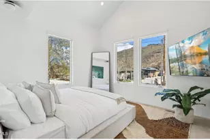 1061 Woodside Ave, Park City, UT 84060 - Photo 18