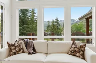 2005 Mahre Dr, Park City, UT 84098 - Photo 10