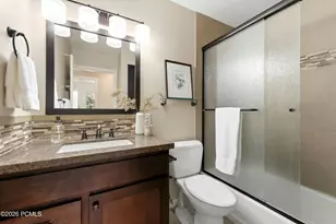 2473 Blaine Ave, Salt Lake City, UT 84108 - Photo 16
