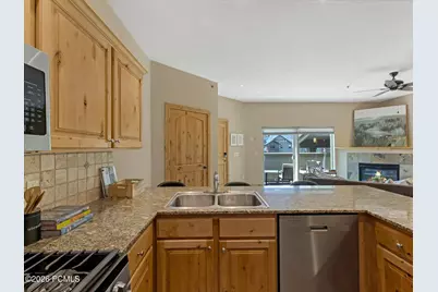 1684 W Fox Hollow Lane #H12, Park City, UT 84098 - Photo 8