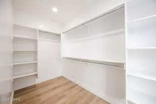 2250 E Murray Holladay Rd, Salt Lake City, UT 84117 - Photo 18