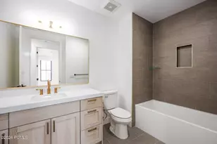2250 E Murray Holladay Rd, Salt Lake City, UT 84117 - Photo 20