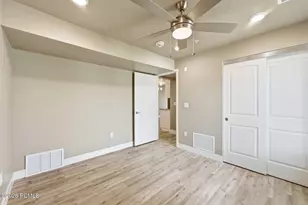 1032 E 400 S, Salt Lake City, UT 84102 - Photo 10