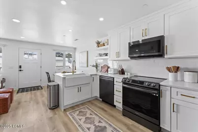 3285 Lower Saddleback Road #Apt 6a, Park City, UT 84098 - Photo 10