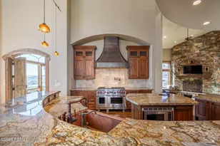 8425 N Sunrise Loop, Park City, UT 84098 - Photo 12