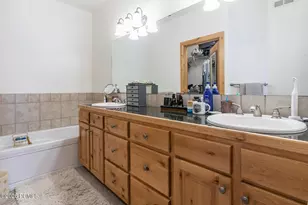 1653 W Fox Hollow Ln, Park City, UT 84098 - Photo 18