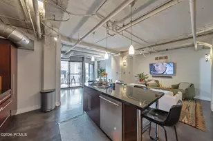 328 W 200, Salt Lake City, UT 84101 - Photo 12