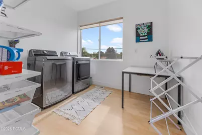 2477 E 700, Salt Lake City, UT 84106 - Photo 34