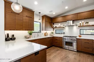 611 Rossie Hill Dr, Park City, UT 84060 - Photo 12