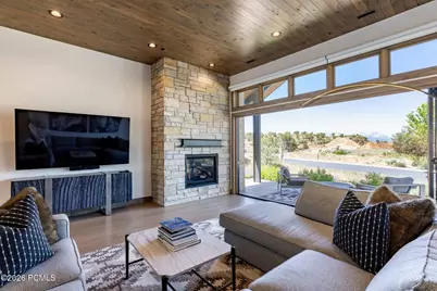 502 N Red Ledges Village Way, Heber City, UT 84032 - Photo 2