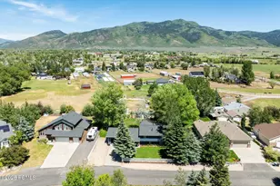 4366 N Meadow Ln, Oakley, UT 84055 - Photo 2