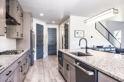524 W Ascent Drive, Hideout, UT 84036 - Photo 10