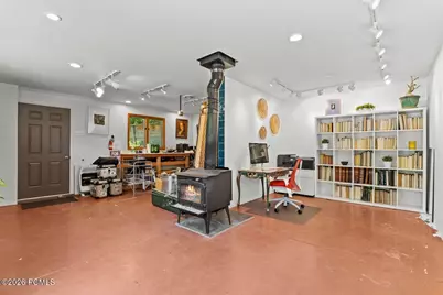 19 S Cederlof Lane, Salt Lake City, UT 84108 - Photo 32