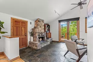 19 S Cederlof Ln, Salt Lake City, UT 84108 - Photo 2
