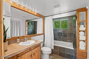 19 S Cederlof Ln, Salt Lake City, UT 84108 - Photo 14