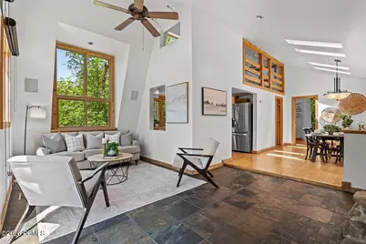 19 S Cederlof Lane, Salt Lake City, UT 84108 - Photo 4