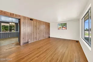 106 N 700 N, Clearfield, UT 84015 - Photo 4