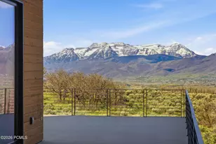 2005 Lookout Peak Cir, Heber City, UT 84032 - Photo 4