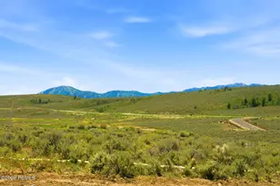 5706 Hawks Meadow Ln, Park City, UT 84098 - Photo 4