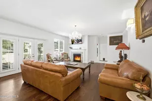 557 E Warm Springs Dr, Kaysville, UT 84037 - Photo 4