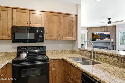 405 Silver King Drive #113, Park City, UT 84060 - Photo 6